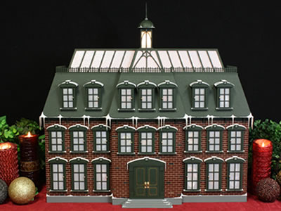 Just beautiful! 2013-12-01-christmasadventhouse-ph-house-01.jpg